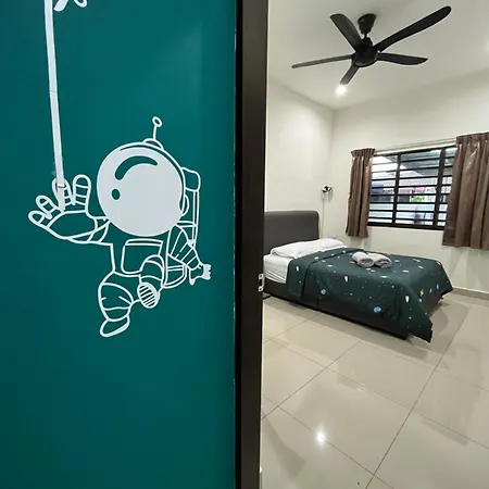 Green Space Homestay Cozy Family Ipoh Exterior photo